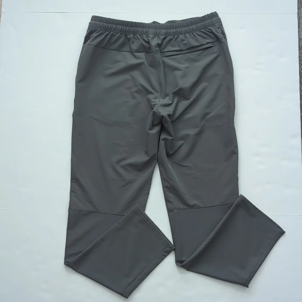 Banana Republic Slim Tapered Performance Pant Dark Steel Grey 32 x 34